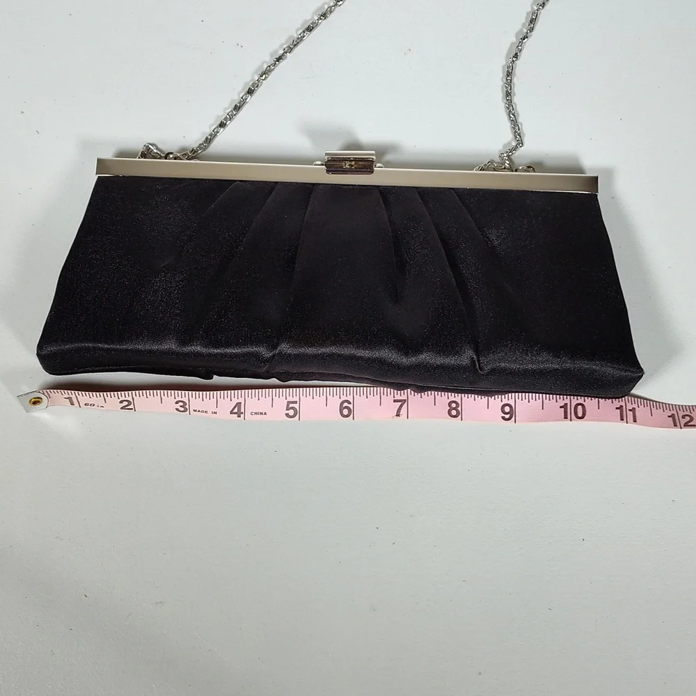 Jessica McClintock black pleated satin convertible clutch evening purse